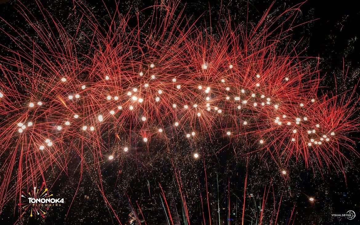 Fireworks by Tononoka Fireworks